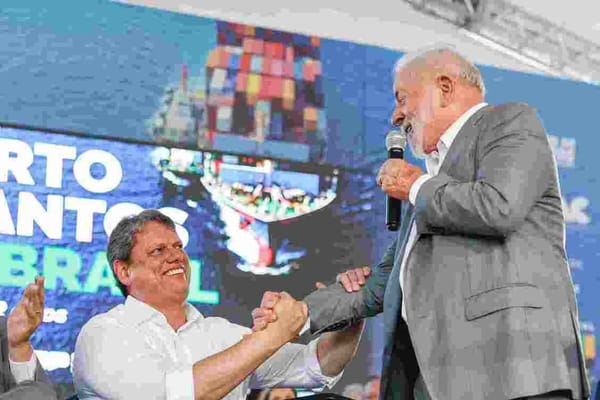 A pseudo-esquerda e o canto da sereia que fortalece o ovo da serpente