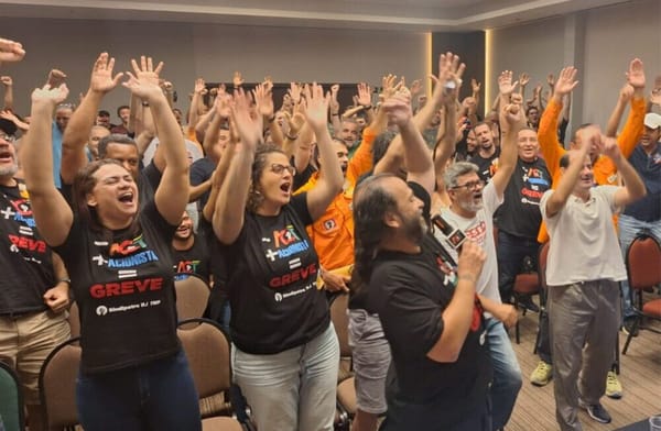 Maioria dos petroleiros, organizada nos sindicatos ligados à FNP, rejeitam proposta rebaixada da empresa e se mantém em greve